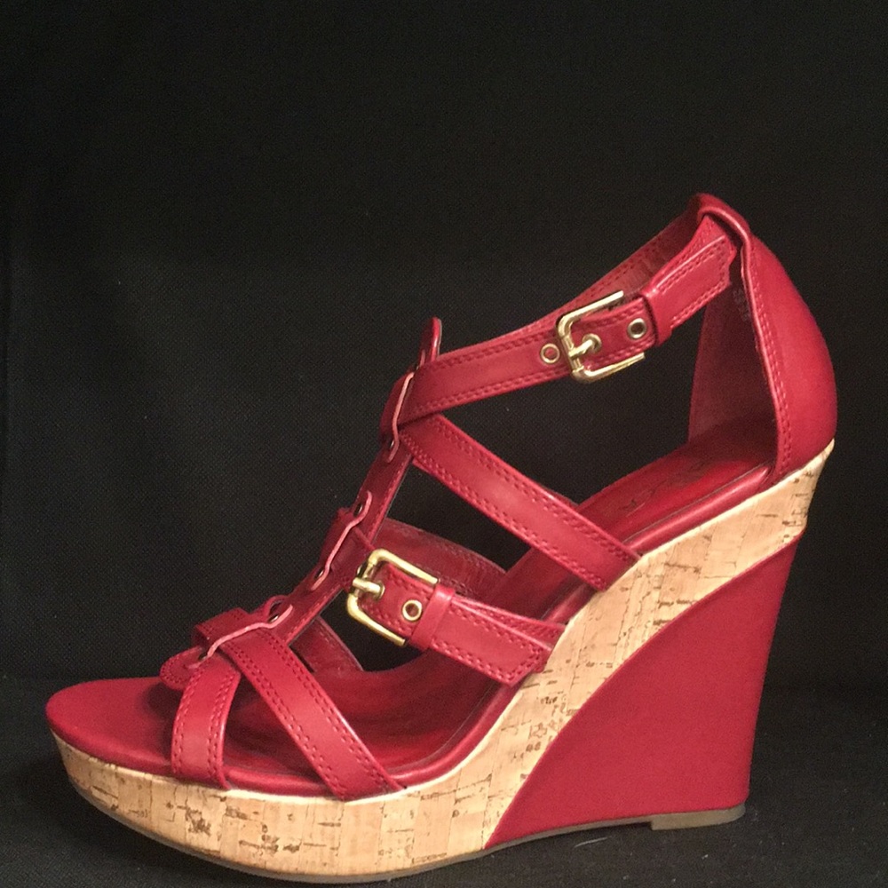 Sbicca Karen Strappy Platform Sandals